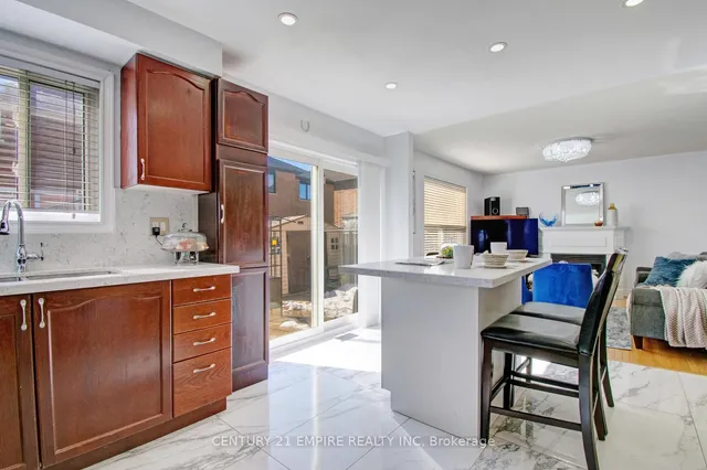 Additional image 15 of 46 Brentcliff Dr