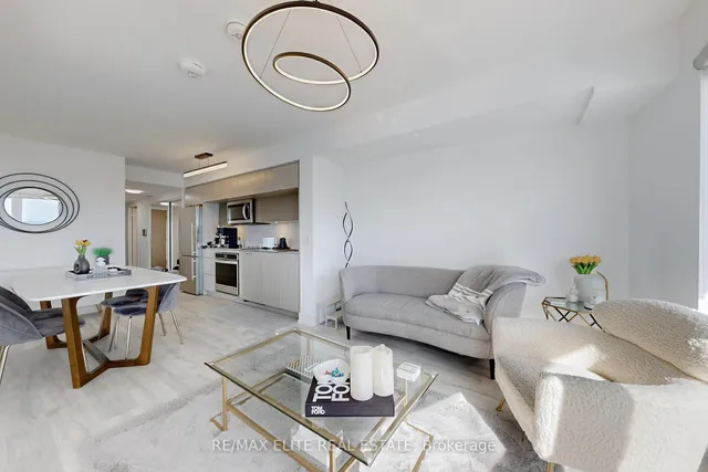 Additional image 7 of 585 Bloor St Unit 2418