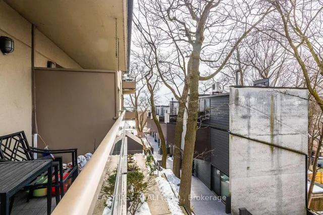 Additional image 16 of 2368 Queen St Unit 15