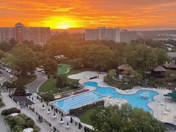 Primary image of 205 Yoakum Pkwy UNIT 1825, Alexandria, VA 22304