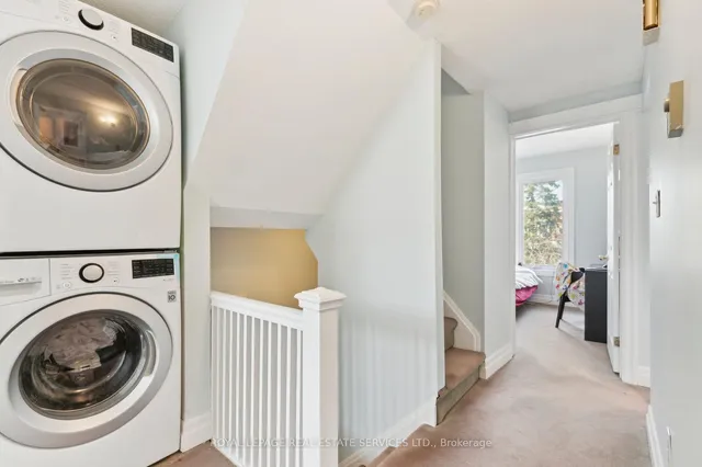 Additional image 20 of 43 Glenlake Ave