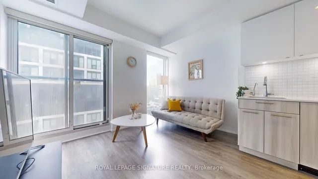 Additional image 11 of 251 Jarvis St Unit 4304