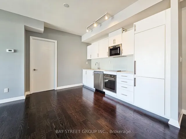 Additional image 11 of 460 Adelaide St Unit 1122