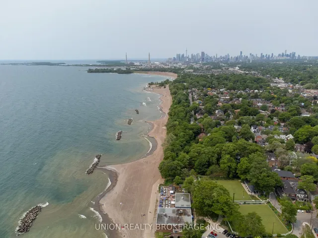 Additional image 35 of 2357 Queen St Unit 7