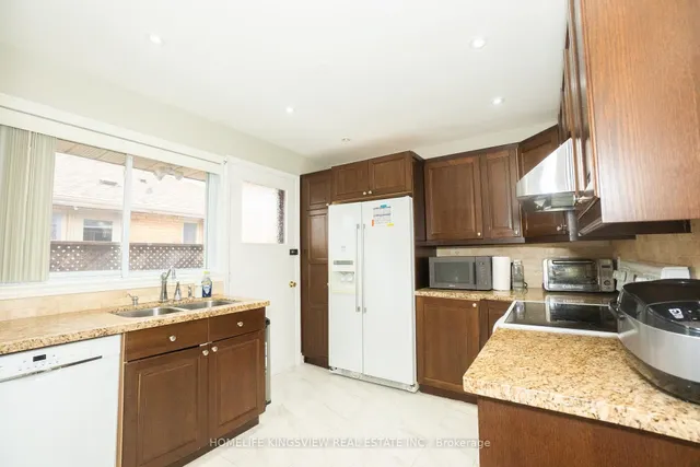 Additional image 14 of 3 Crendon Dr