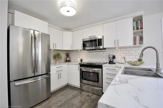 Additional image 12 of 28 Rushbrook Dr