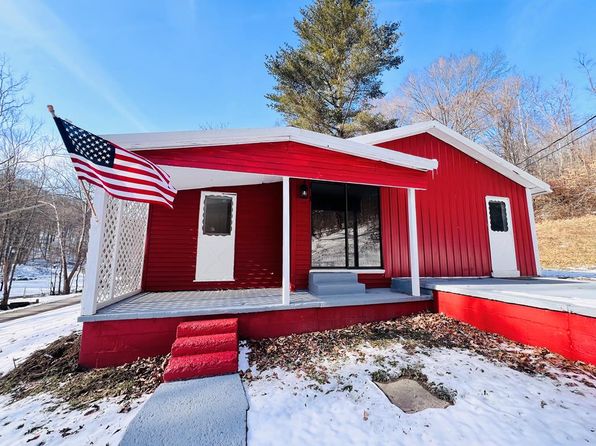 221 Weaver Rd, Chillicothe, OH 45601