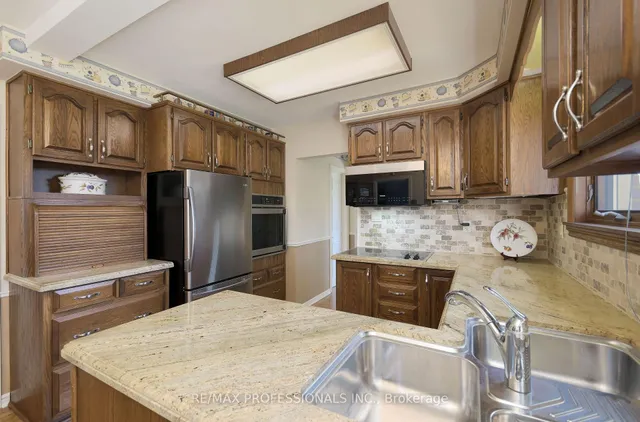 Additional image 12 of 28 Markwood Cres