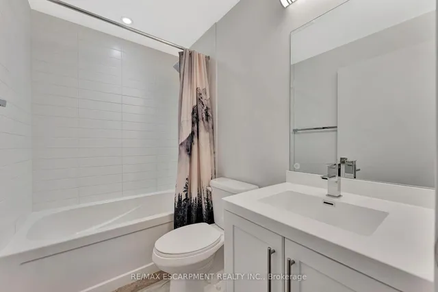 Additional image 15 of 2087 FAIRVIEW St Unit 1502