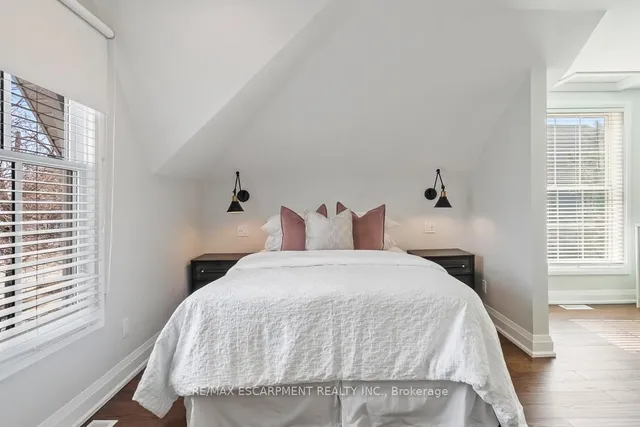 Additional image 20 of 924 Beach Blvd