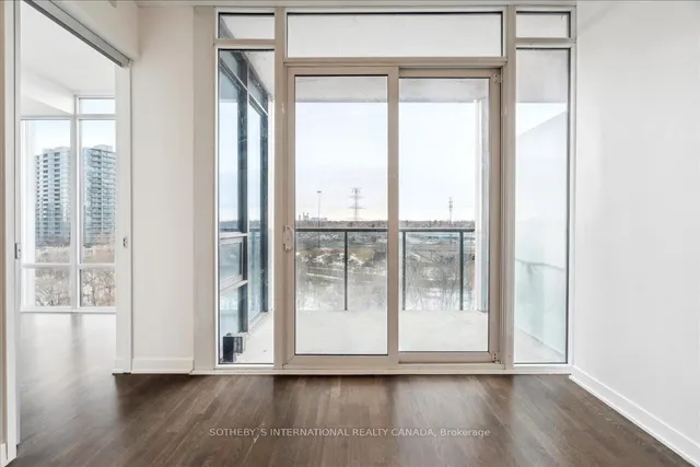 Additional image 33 of 90 Park Lawn Rd Unit 915