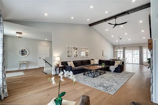 Additional image 8 of 14 Sullivan's Lane