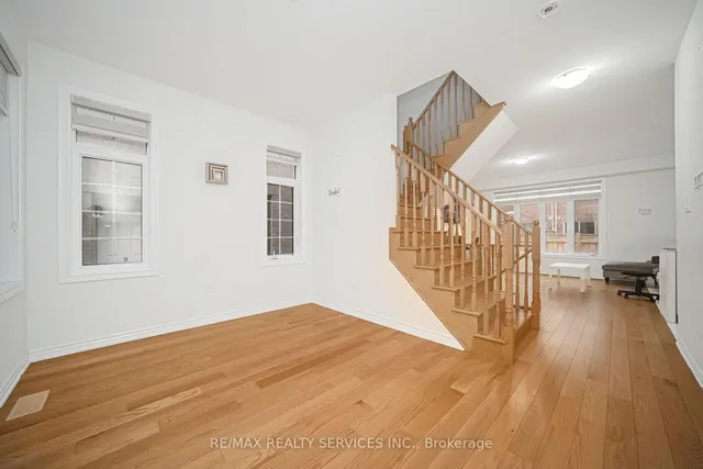 Additional image 8 of 16 Dolobram Tr
