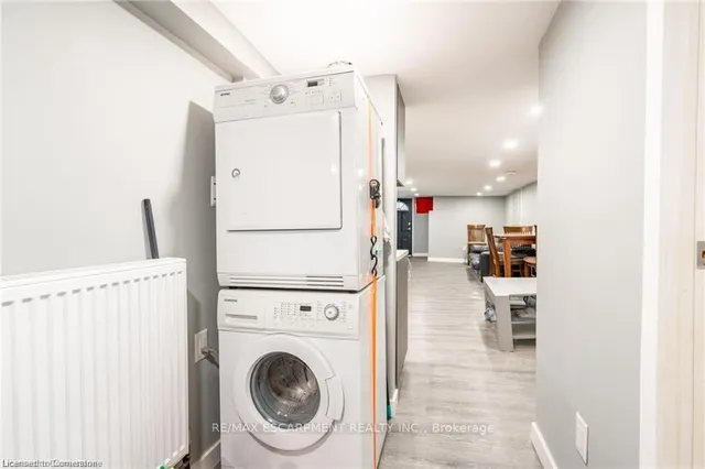 Additional image 36 of 166 Catharine St