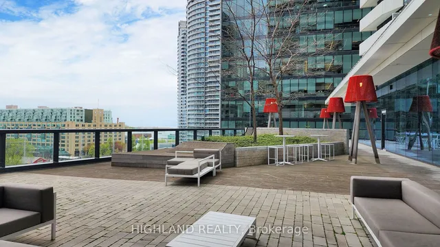 Additional image 37 of 100 Harbour St Unit 3909