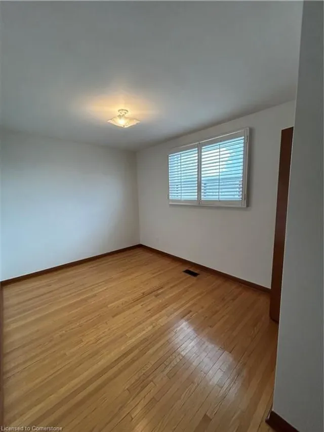 Additional image 20 of 85 Downsview Ave