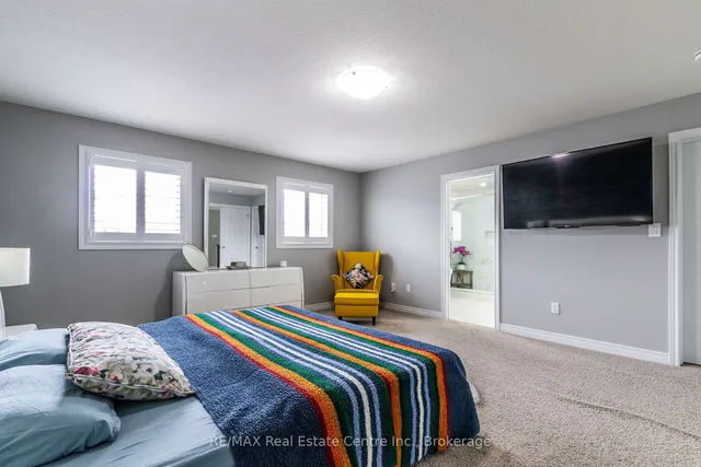 Additional image 18 of 616 Florencedale Cres