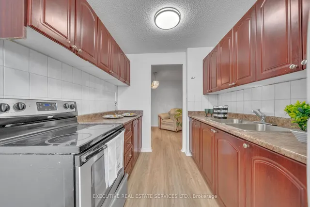 Additional image 25 of 15 Kensington Rd Unit 1209