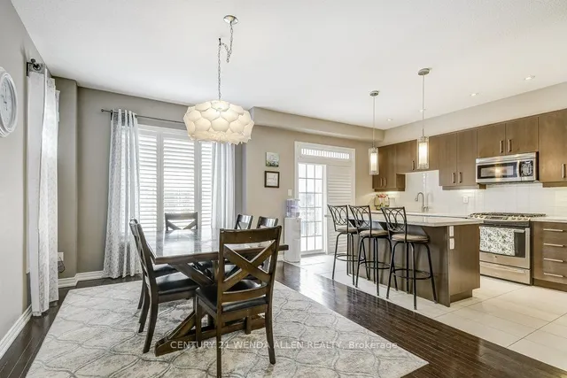 Additional image 10 of 215 Dundas St Unit 8