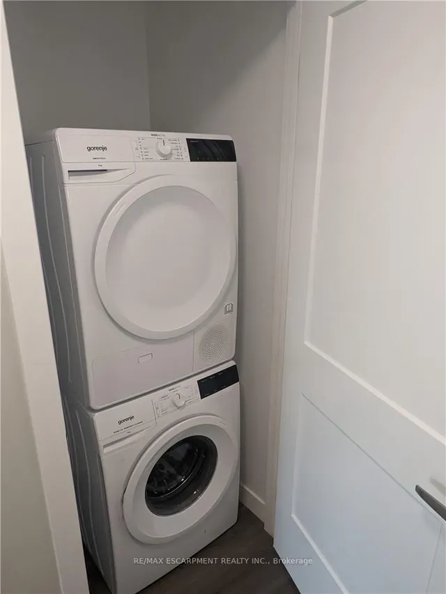 Additional image 11 of 15 Queen St Unit 1707