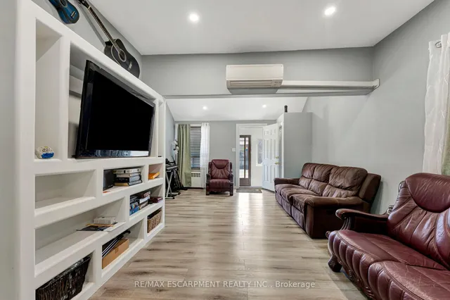 Additional image 6 of 159 Grosvenor Ave