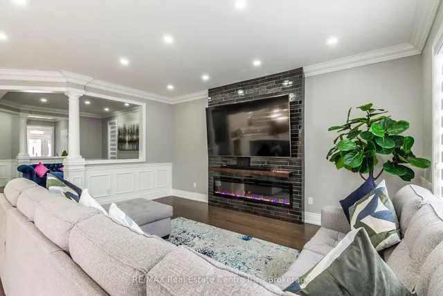 Additional image 11 of 616 Florencedale Cres