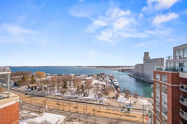 Additional image 31 of 550 Queens Quay Unit 512