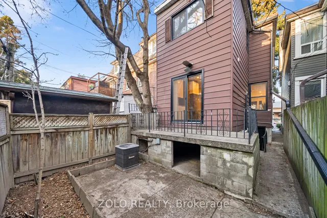 Additional image 47 of 82 Bellwoods Ave