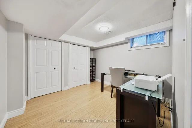 Additional image 33 of 245 Stadacona Ave