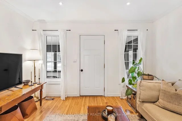 Additional image 27 of 37 East 23rd St