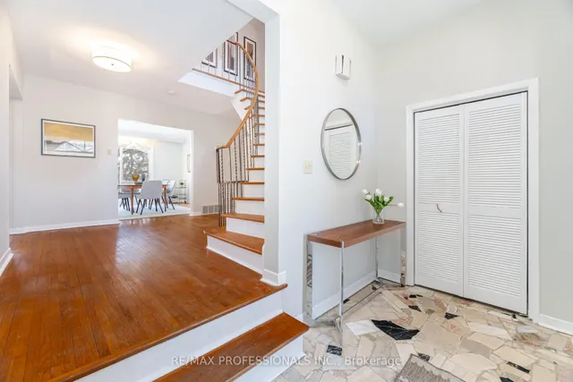 Additional image 5 of 37 Thicket Rd