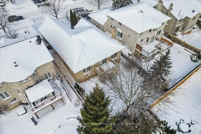 Additional image 48 of 2076 Pelee Blvd