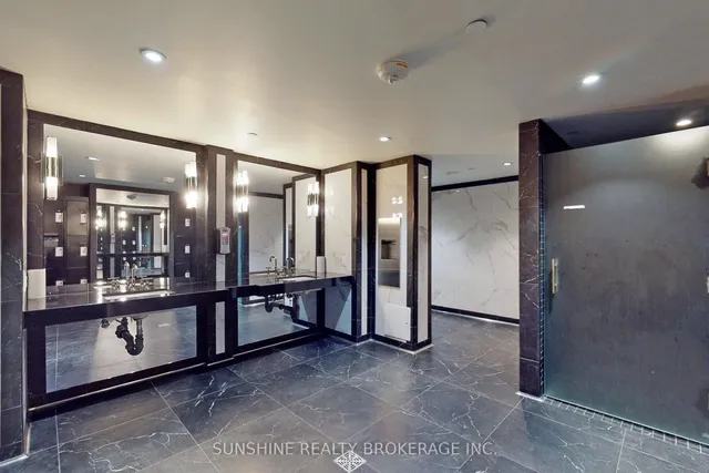 Additional image 8 of 955 Bay St Unit 905