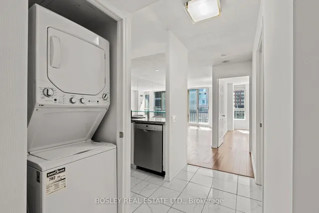 Additional image 14 of 388 Bloor St Unit 802