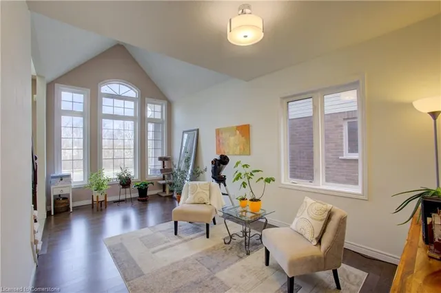 Additional image 11 of 105 Rothsay Ave