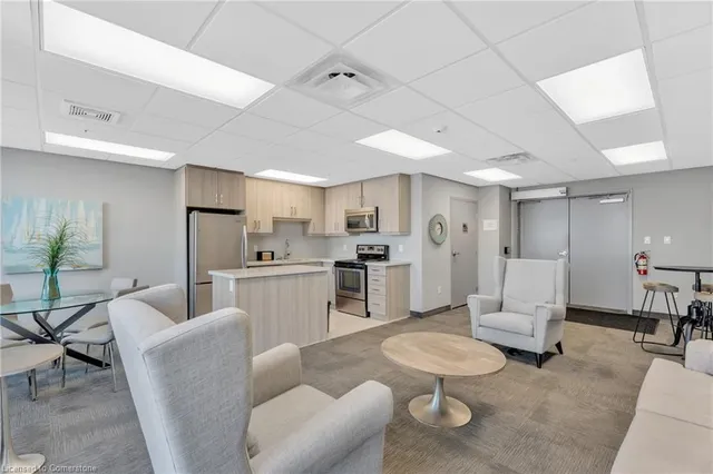 Additional image 26 of 35 Southshore Cres Unit 421