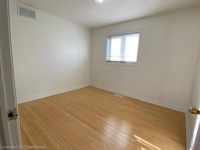 Additional image 11 of 53 Dulgaren St