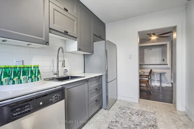 Additional image 13 of 2418 New St Unit 8