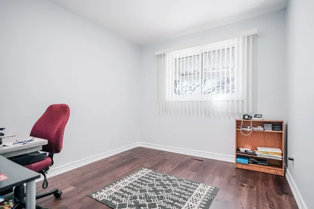 Additional image 23 of 50 Chapais Cres