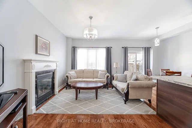 Additional image 10 of 11 Pomell Tr