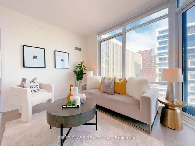 Additional image 5 of 1 Edgewater Dr Unit 822