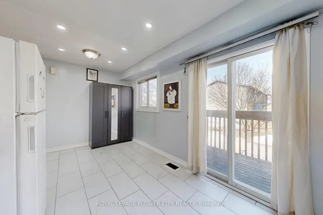 Additional image 14 of 1155 Paramount Dr Unit 43