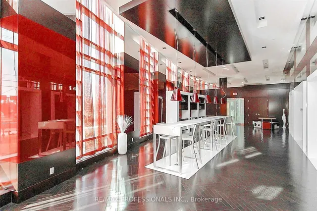 Additional image 39 of 225 Sherway Gardens Rd Unit 2007