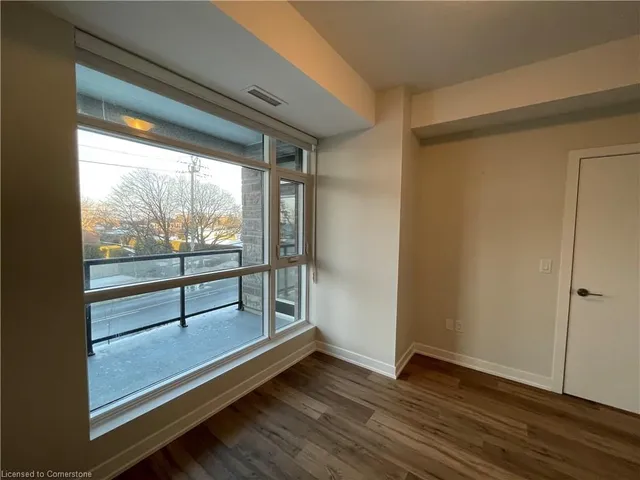 Additional image 11 of 600 North Service Rd Unit 214