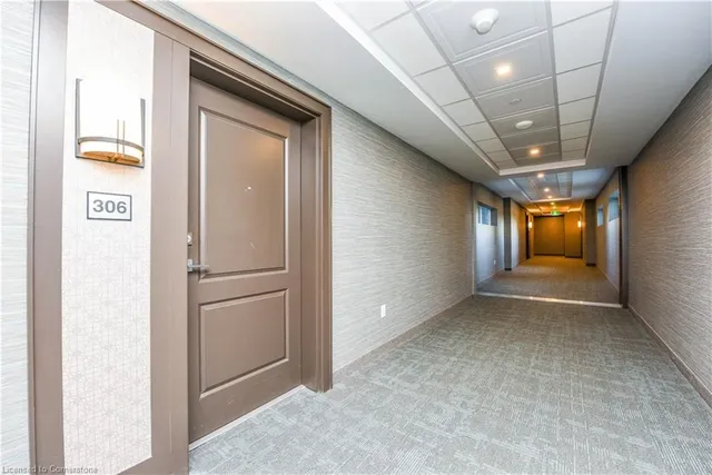 Additional image 7 of 460 Dundas St Unit 306