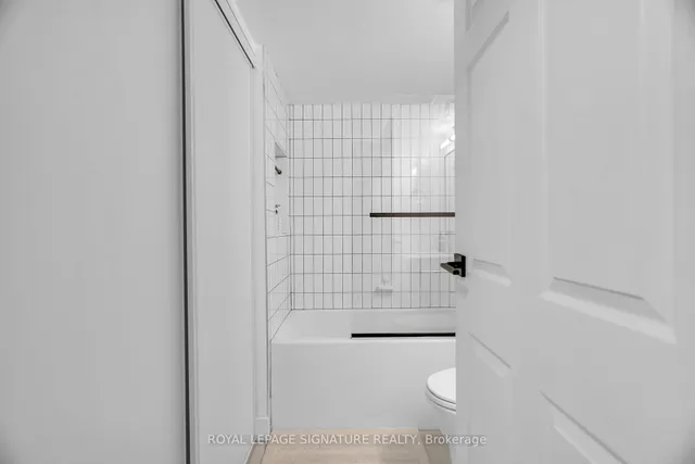 Additional image 7 of 650 Queens Quay Unit 918