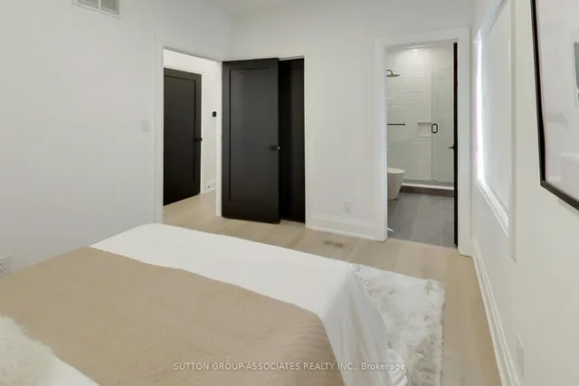 Additional image 34 of 393 Winnett Ave