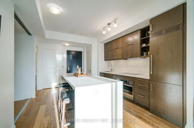 Additional image 11 of 1080 Bay St Unit 1205