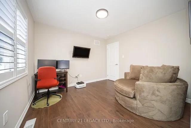 Additional image 38 of 33 Callandar Rd