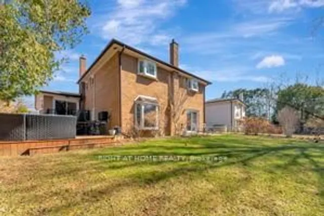 Additional image 29 of 3592 Stonecreek Cres